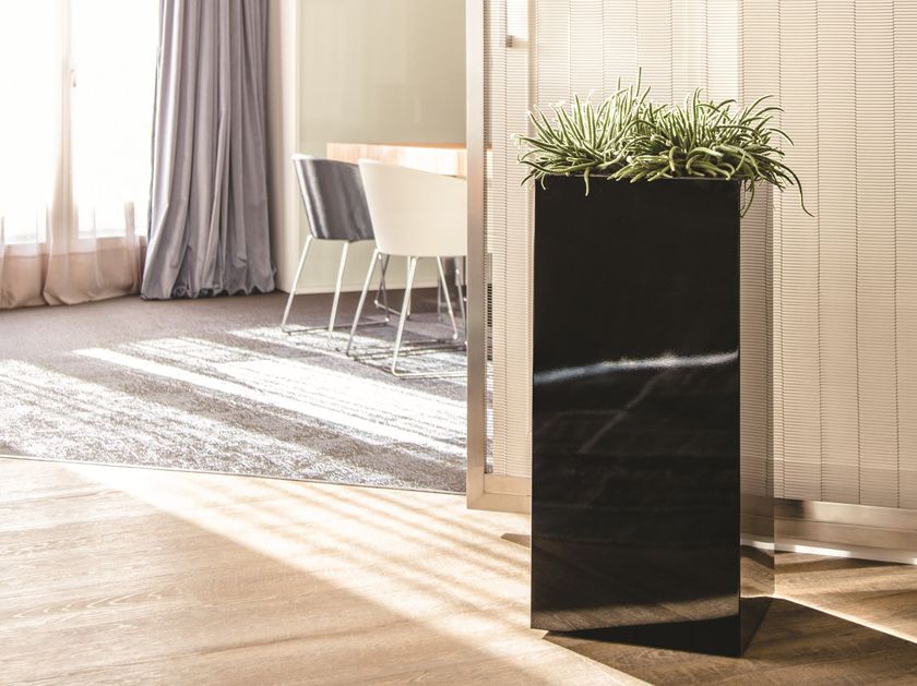 STEEL PLUS High plant pot High square stainless steel plant pot with