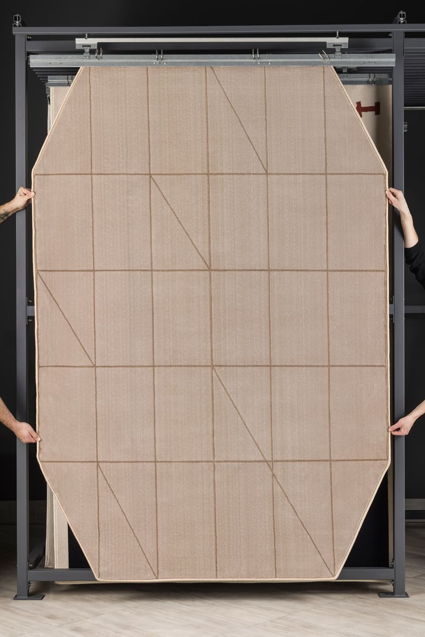 NOTEBOOK Polypropylene rug with geometric shapes By Shishka Project