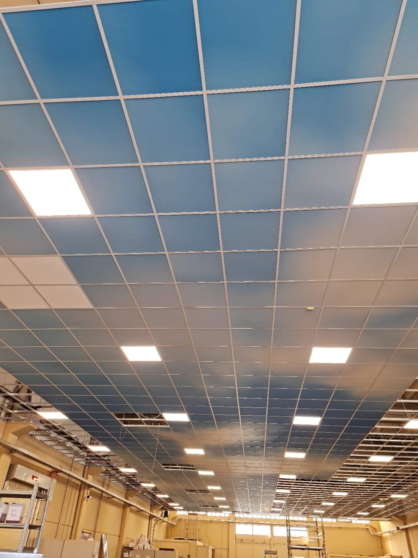 CIELO IN UNA STANZA by Sky-Tile® - Pannelli fonoassorbenti in lana di roccia per controsoffitto - 3