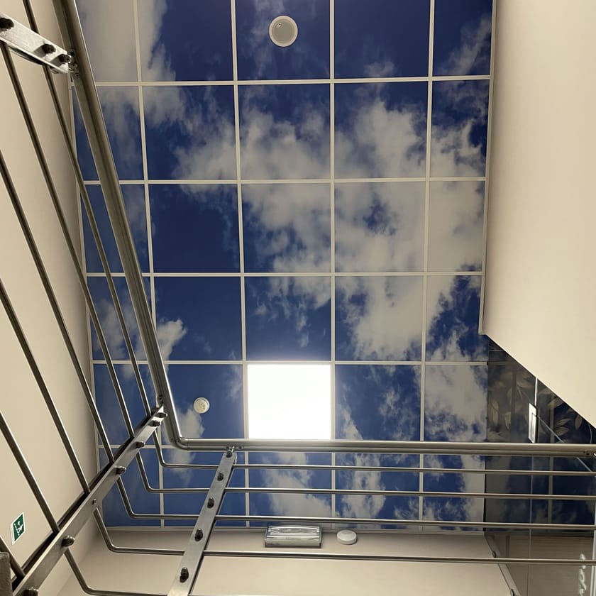 CIELO IN UNA STANZA by Sky-Tile® - Pannelli fonoassorbenti in lana di roccia per controsoffitto - 2