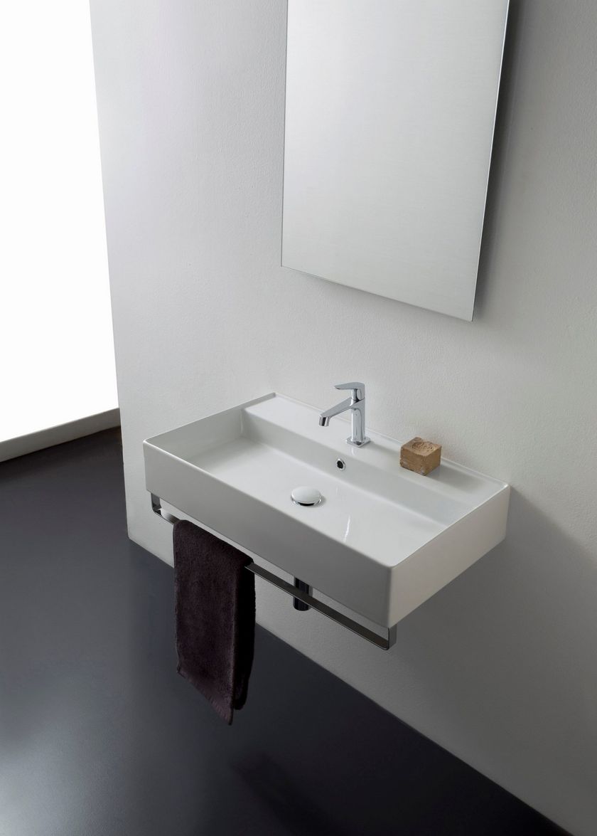 Lavello Portatile VINGLI 45 Litri Con Pompa A Pedale - Carrello Con Ruote, Dispenser Sapone E Porta Asciugamani - Per Campeggio, Giardino E Cantieri