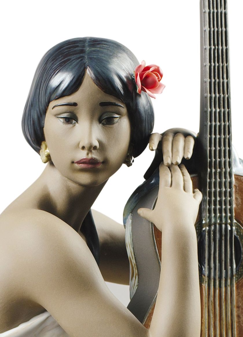 THE FLAMENCO SINGER WOMAN Porcelain decorative object By Lladró