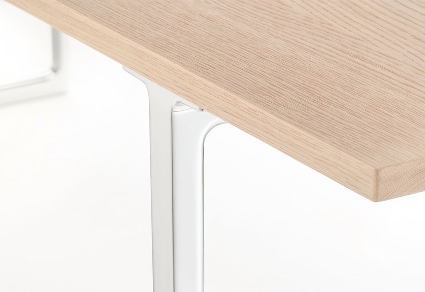 Mesa rectangular de aluminio y madera TOA TABLE CC By Pedrali diseño ...