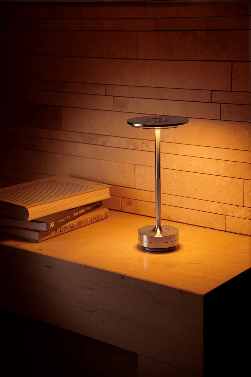 TURN STAINLESS STEEL Table lamp By Ambientec | design Nao Tamura