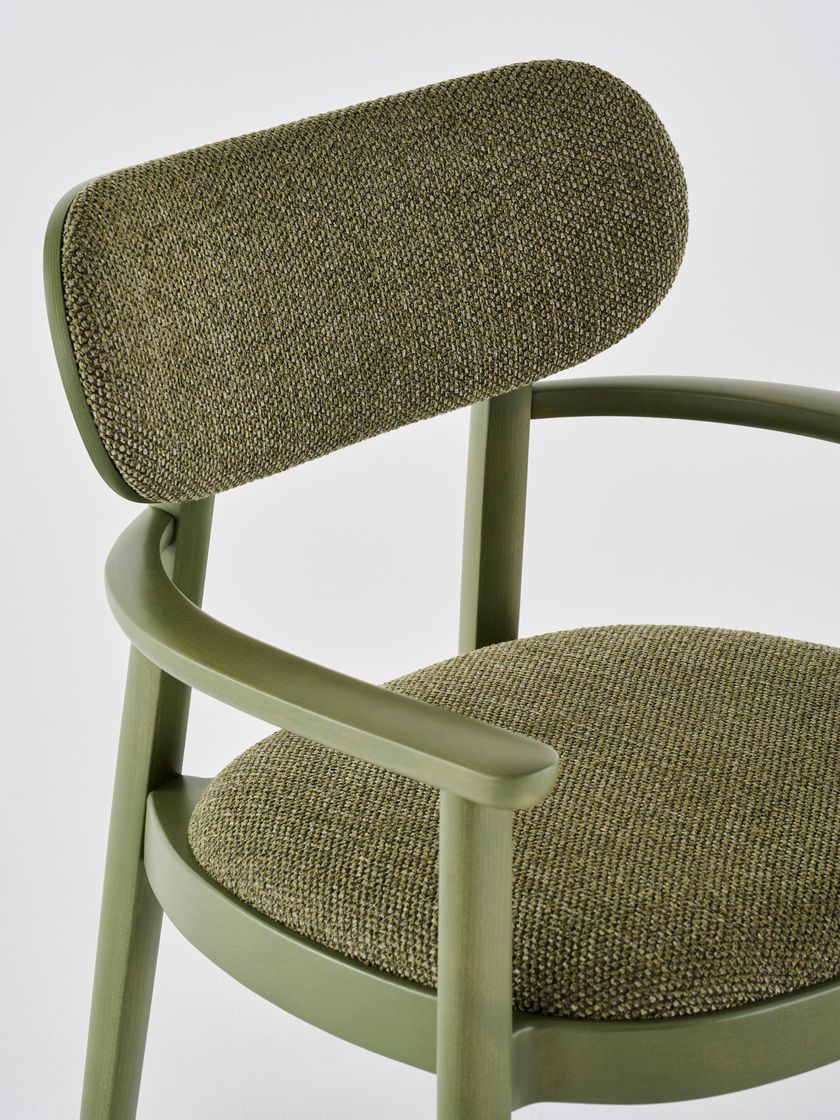 119 PF Upholstered solid wood easy chair By Thonet | design Sebastian ...