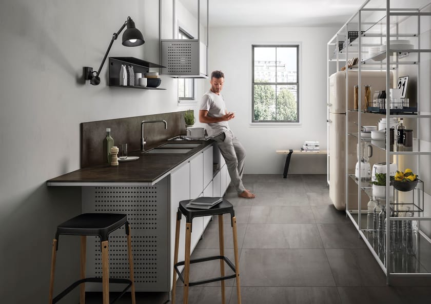 URBAN ANTRACITE by Sapienstone - Top cucina in gres porcellanato effetto cemento - 4