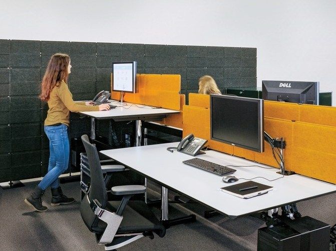 USM PRIVACY PANELS Sound absorbing polyester office screen By USM