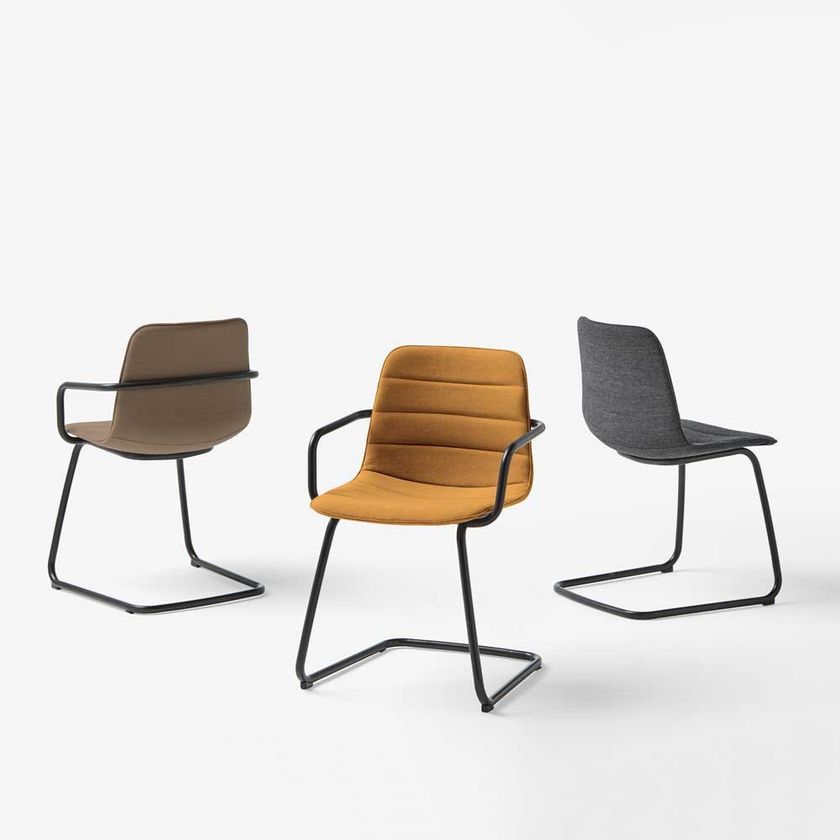VARYA TAPIZ | Cantilever chair By INCLASS design Simon Pengelly