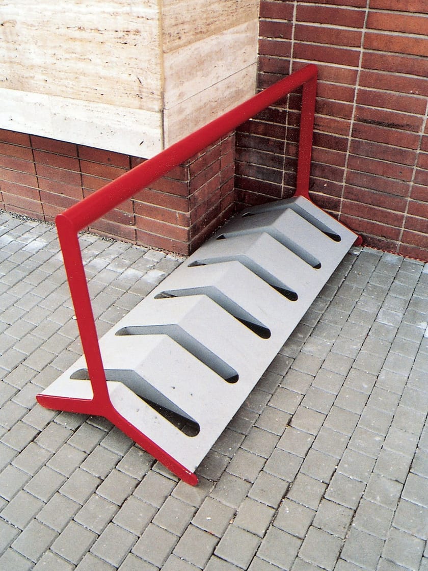 Steel Bicycle rack VELO By mmcité1 design David Karásek, Radek Hegmon