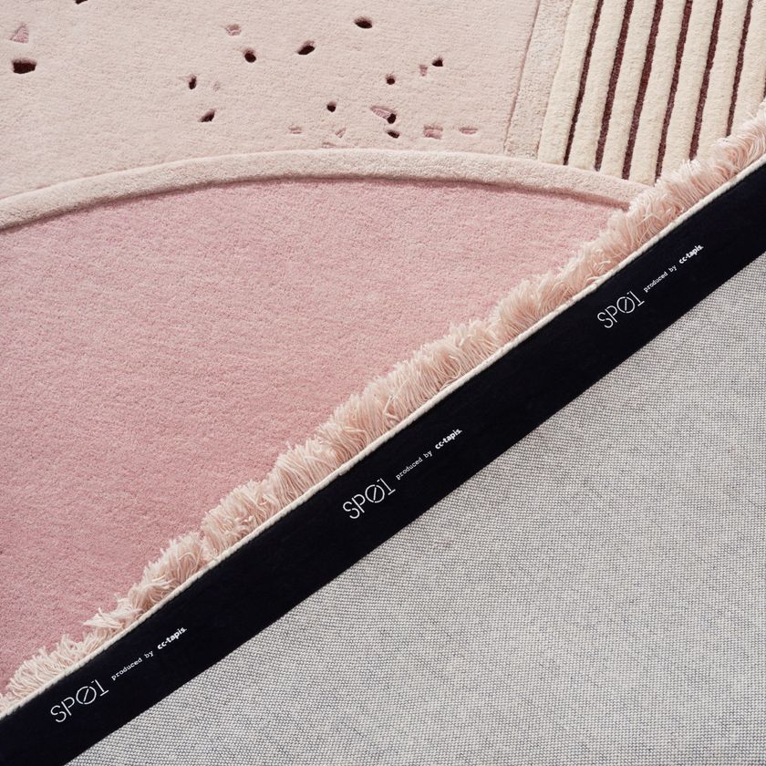 VERONICA Rug By SP01 | design Matt Lorrain