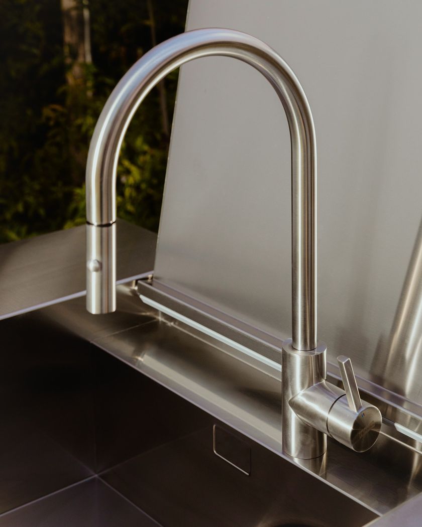VERY SIMPLE OUTDOOR KITCHEN Cucina da esterno By VERY SIMPLE KITCHEN.
