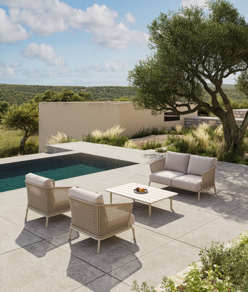 ABRAZO Garden side table By VINEKO