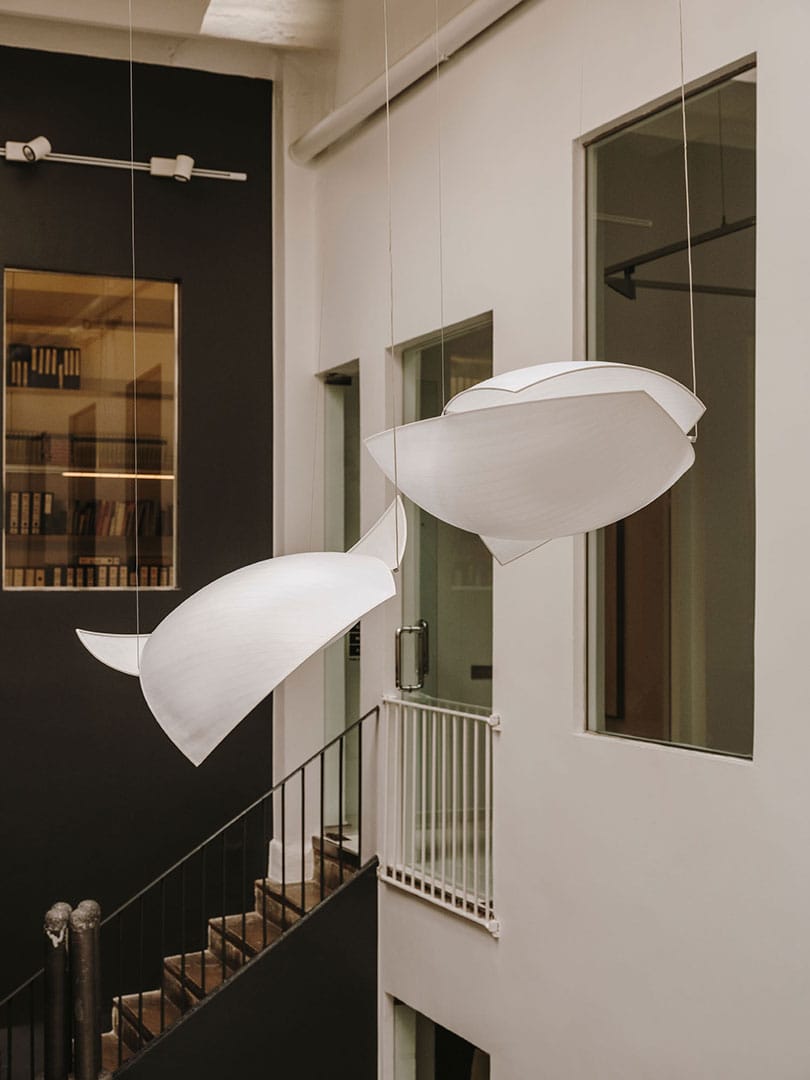 VOILES LED handmade japanese paper pendant lamp By LedsC4 design