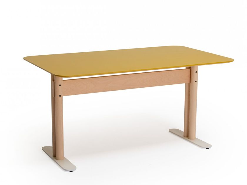MUGA Rectangular ash table By Vergés