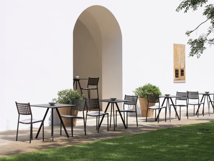 CH904 by Vermobil - Base per tavoli in metallo - 5