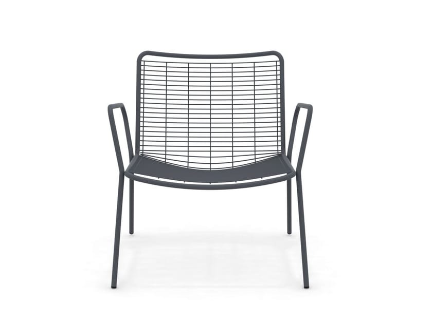 ROMA Garden stackable metal easy chair with armrests By Vermobil