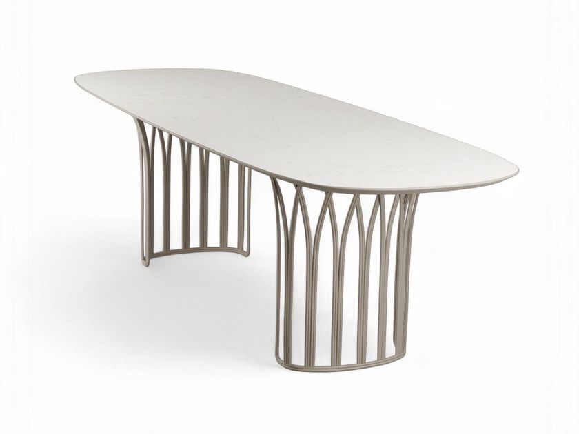 KORU Garden table By YAAZ