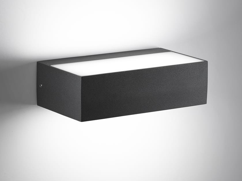 SOTTOSOPRA | Lampada da parete per esterno in alluminio