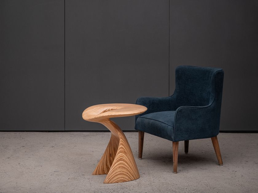 LOOP SIDE TABLE Coffee table By andblack