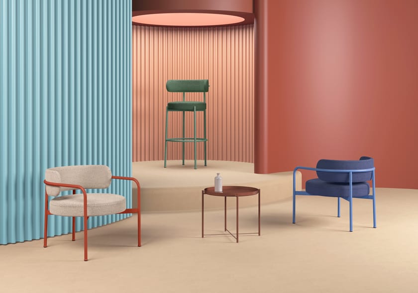 GIOTTO Fabric armchair with armrests By JOB’S design Omar De Biaggio