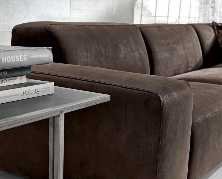 BAZAR Leather sofa By Max Divani