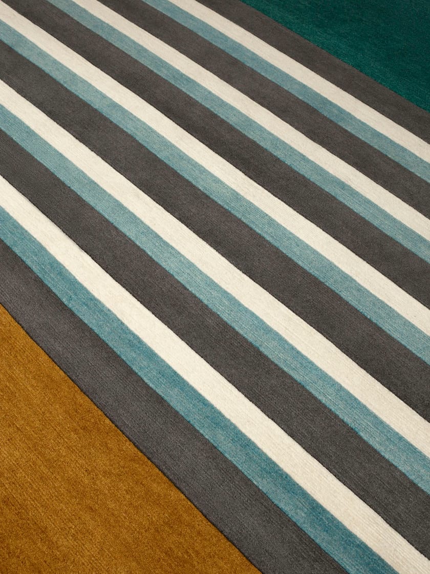 LES ARCS BLEU BLANC GRIS by cc-tapis - Tappeto fatto a mano in lana - 3