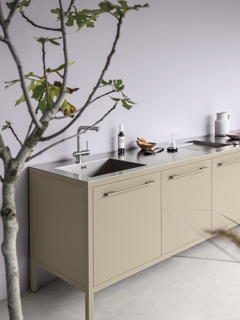 FRAME KITCHEN 3 UNITS Metal outdoor kitchen with handles By Fantin ...