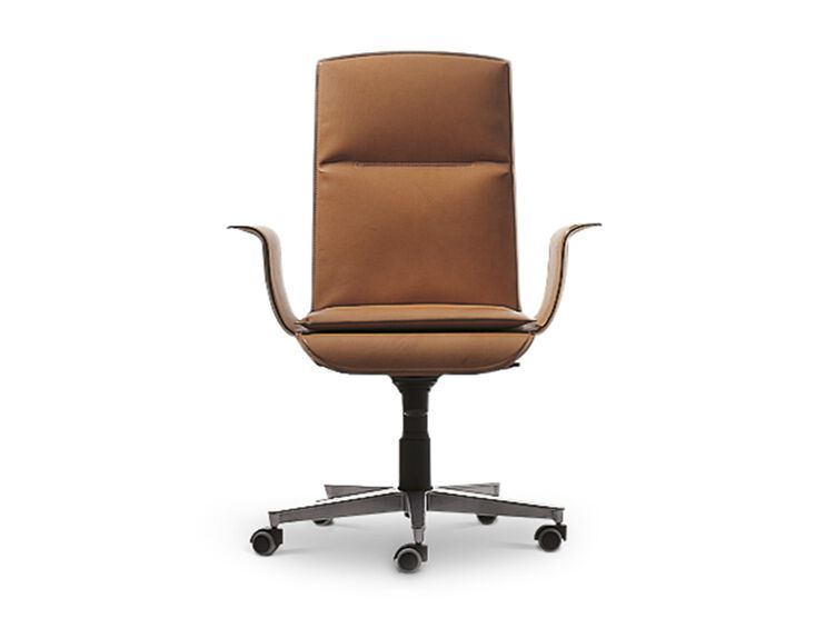 WING Leather executive chair with armrests By i 4 Mariani | design 