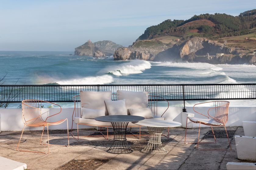 BOLONIA Galvanized steel high side table By ISIMAR