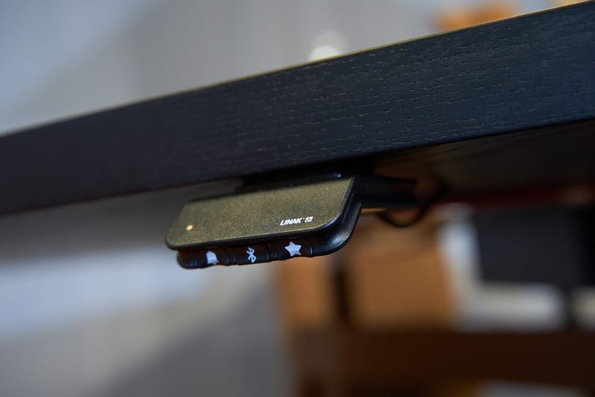 LEVEL SYSTEM Rectangular meeting table By COR design Uwe Fischer