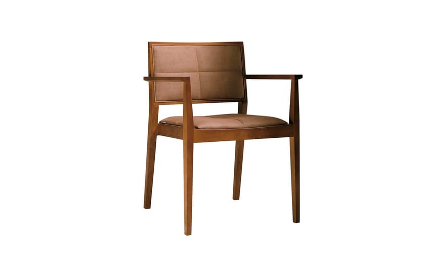 Stackable beech easy chair with armrests MANILA SO2033 Manila