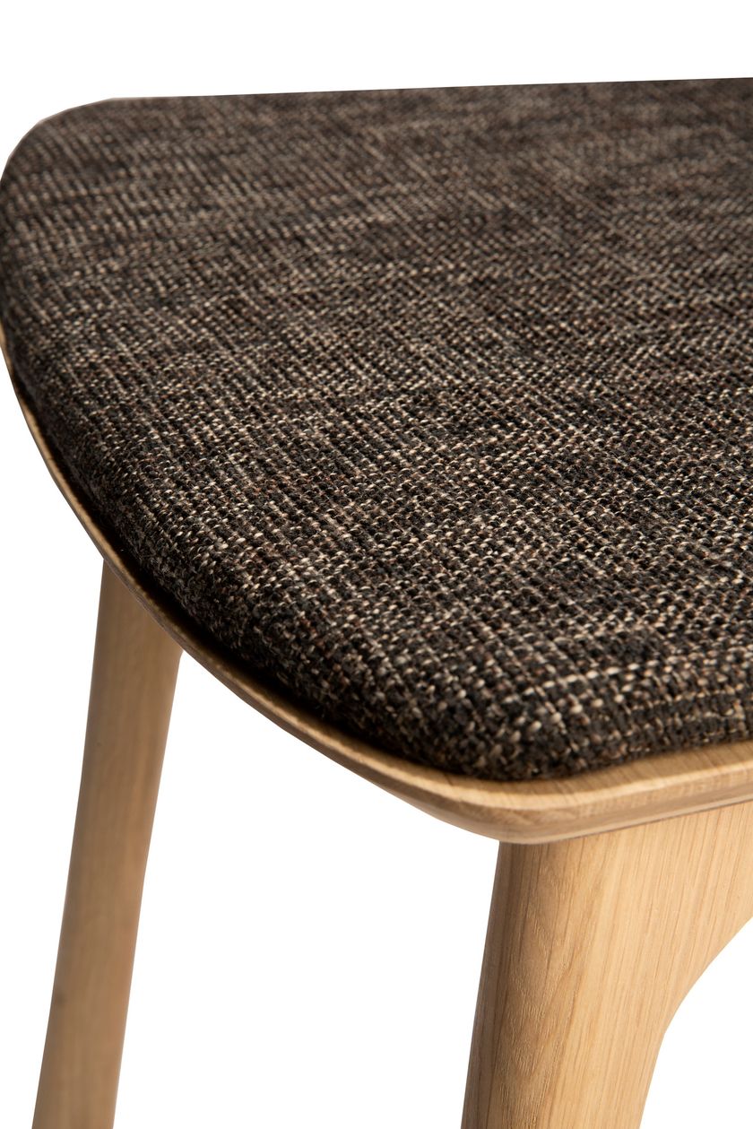 OAK BOK Chair with integrated cushion Oak Bok Collection By