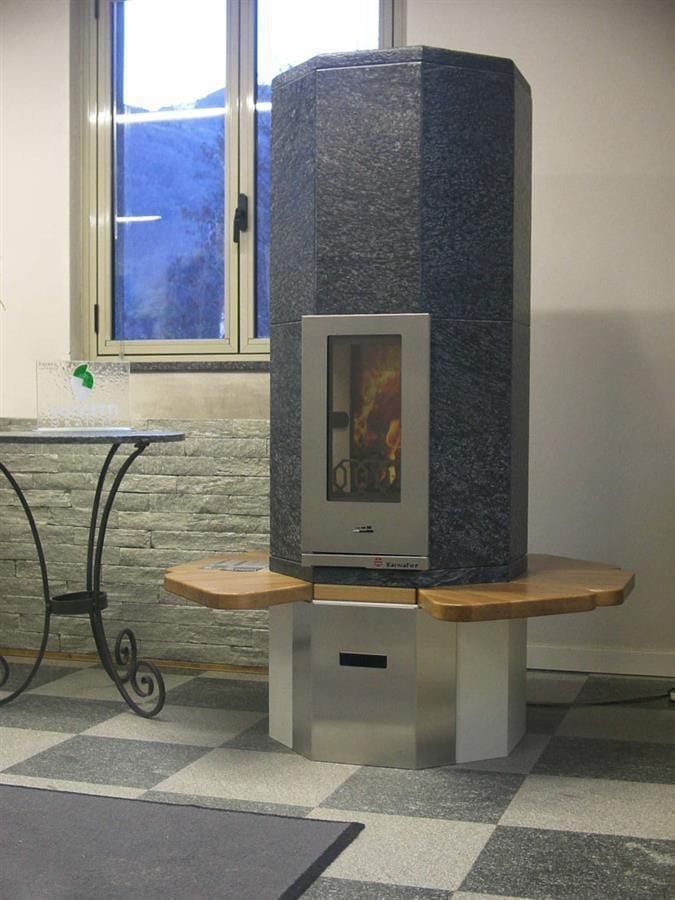 OTA2 | Stufa con panca by KarniaFire - Stufa a legna in pietra naturale con panca - 2