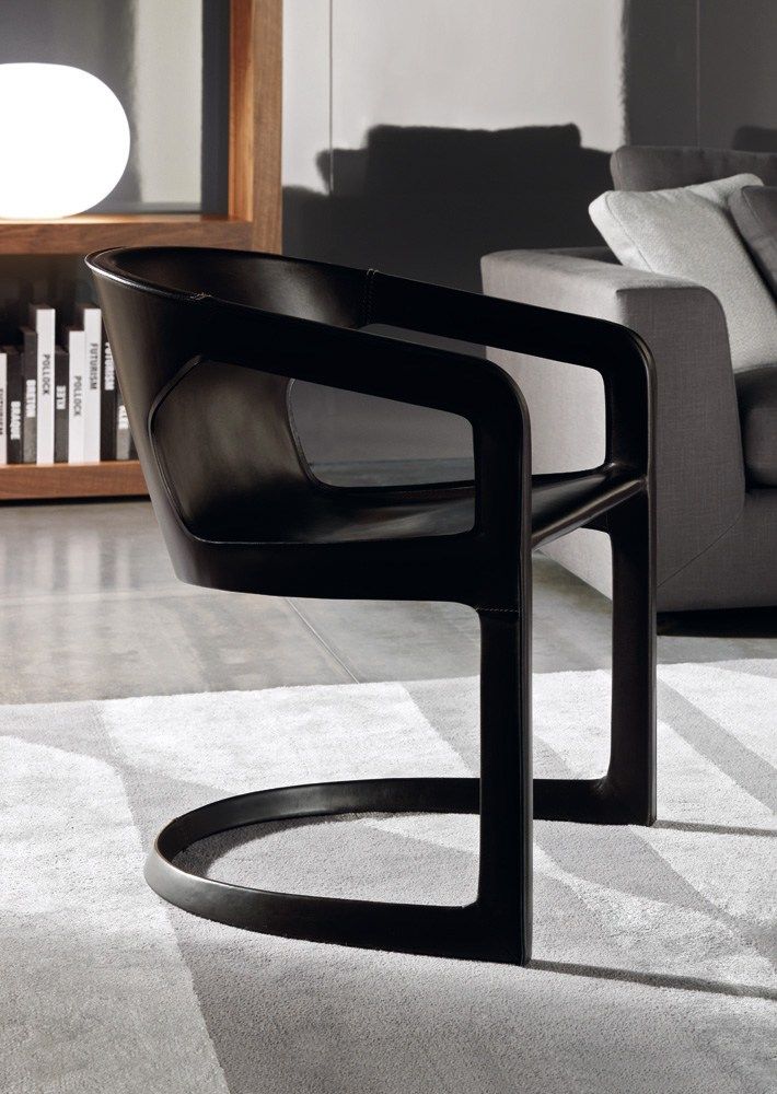 TWOMBLY Chair By Minotti | design Gordon Guillaumier