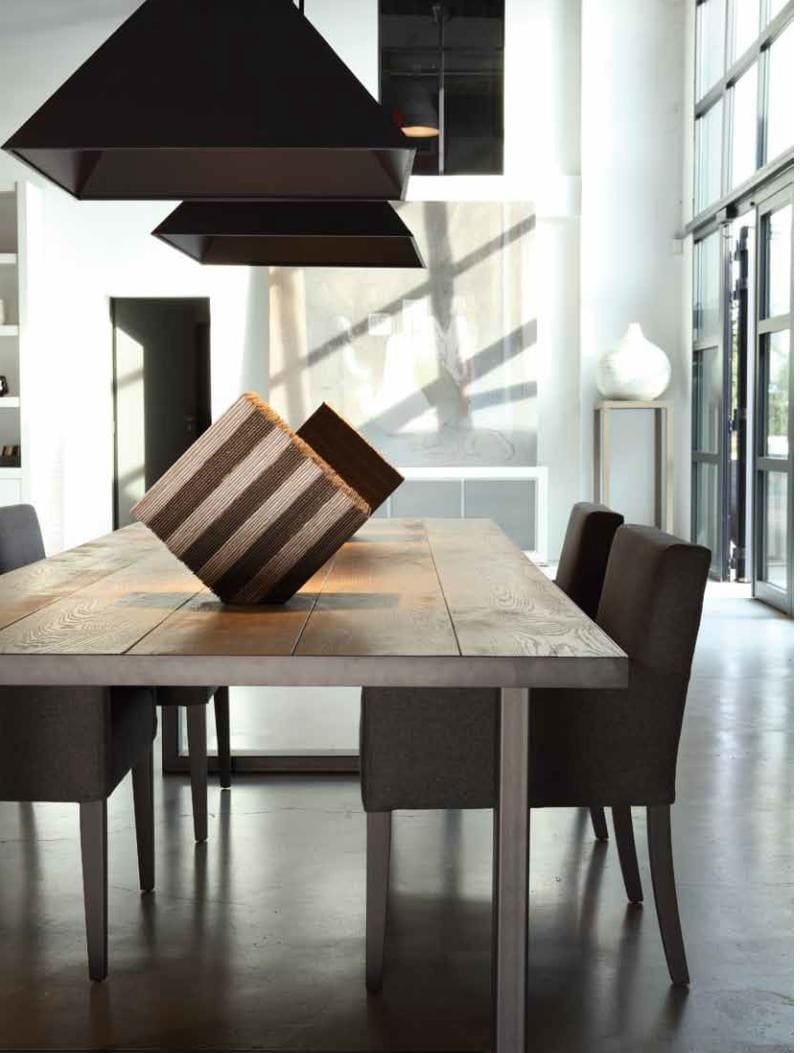 CANADA Table By Ph Collection