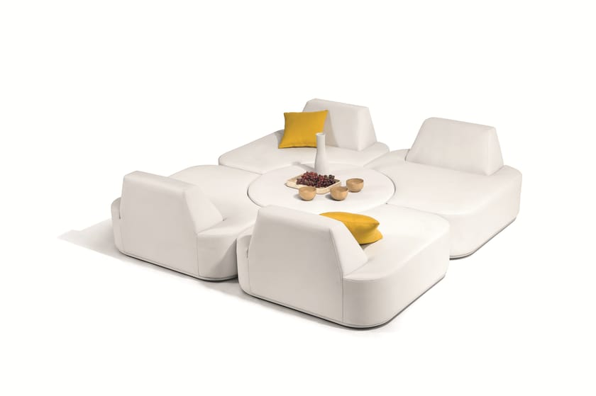 MOON ISLAND Sectional sofa By MANUTTI design Gerd Couckhuyt