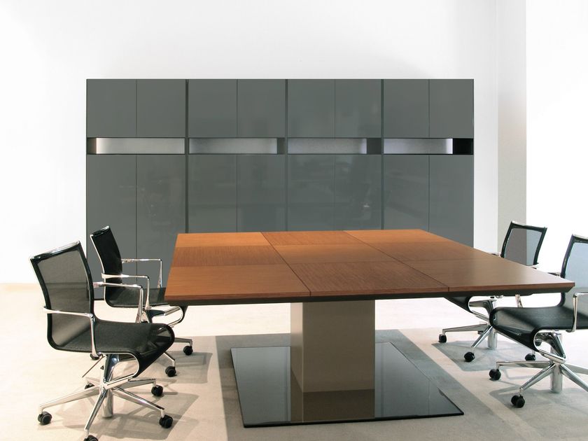 Tall office storage unit BIS.205 By Jose Martinez Medina