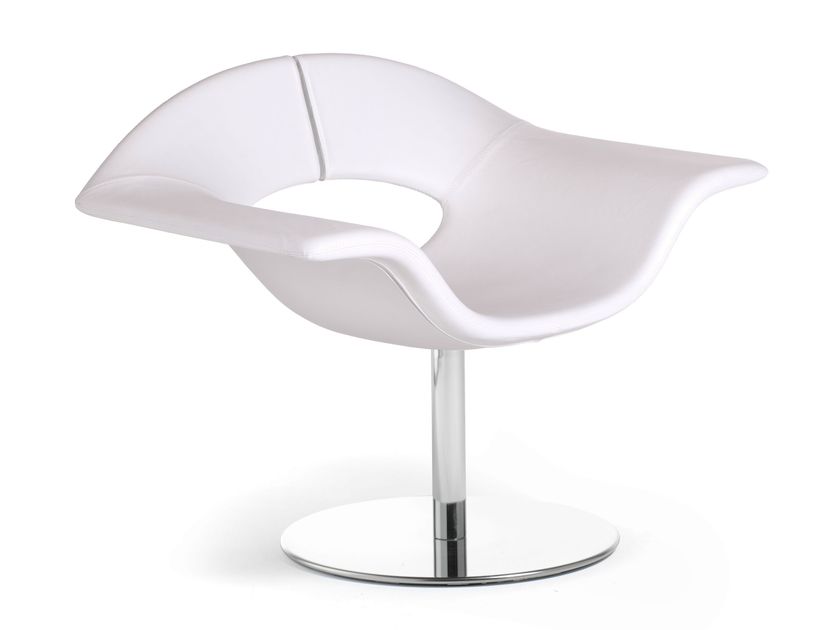 GEA | Sillón pequeño de cuero By True Design diseño Leonardo Rossano