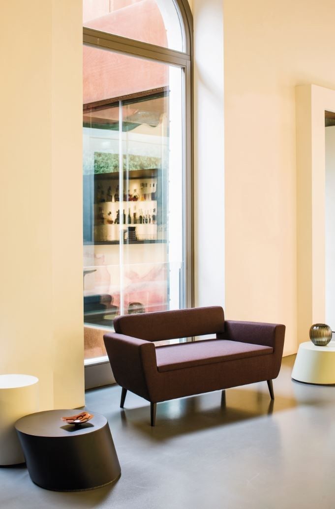 Produit similaire: SERIE_50 - Canapé 2 places en tissu