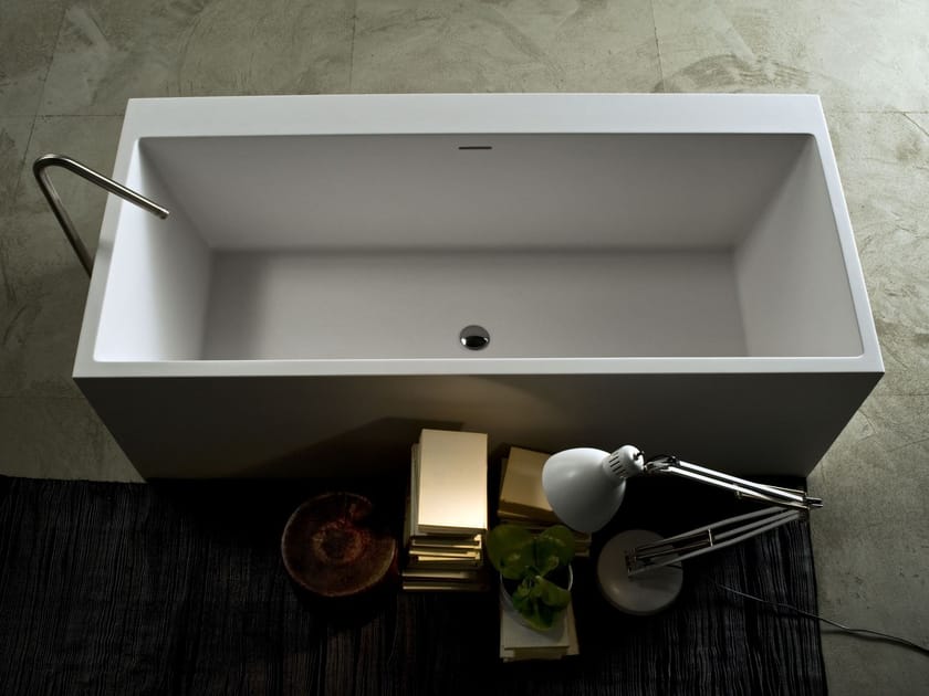 Freestanding Cristalplant® bathtub COMFORT MOOD By Boffi design