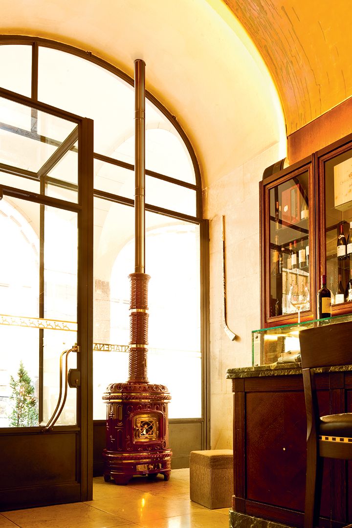 MATILDE DI CANOSSA Wood-burning ceramic stove with Thermal Accumulation By  Sergio Leoni