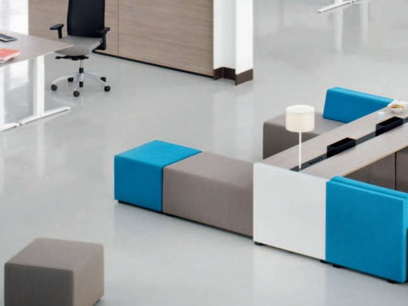 Upholstered fabric pouf NET.WORK.PLACE By König Neurath