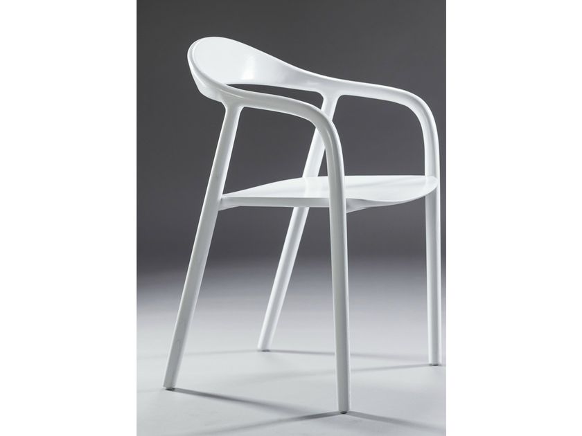 NEVA | Lacquered chair By Artisan design Rudjer Novak-Mikulic, Marija Ruzic