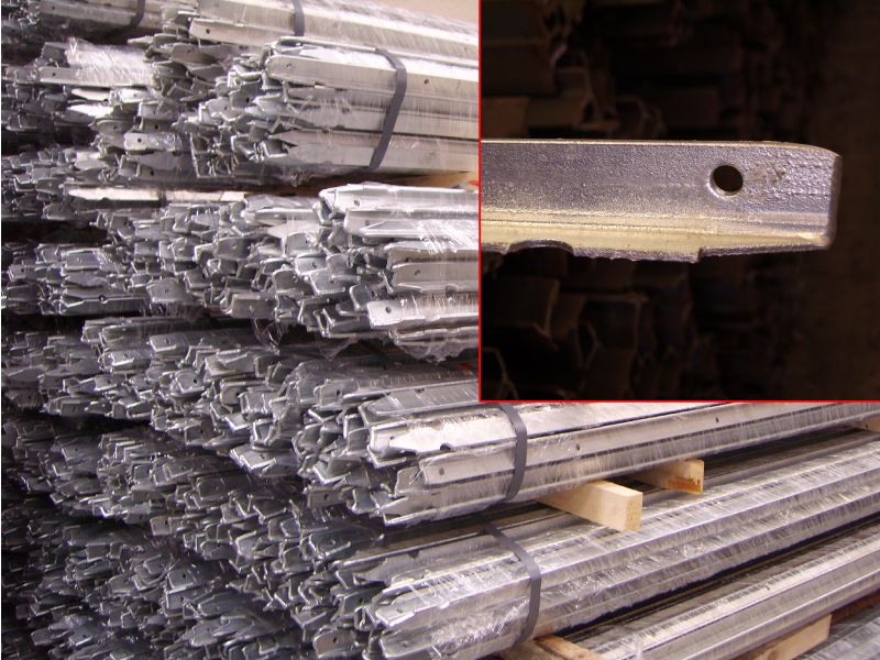 10 Pali A T In Ferro Zincato Per Recinzione, Altezza 225 Cm, Sezione 30x30x3 Mm, Preforati - Per Giardino E Campi