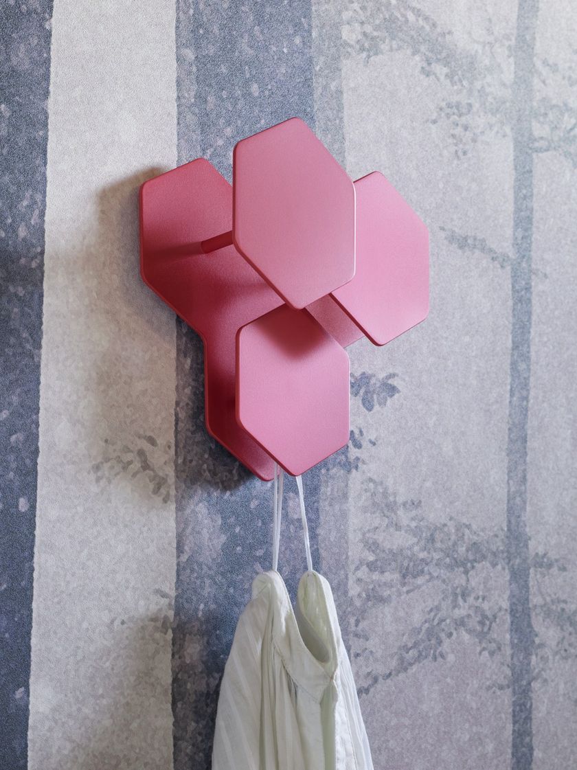 Wall-mounted steel coat rack LEAF By Miniforms design Giopato & Coombes