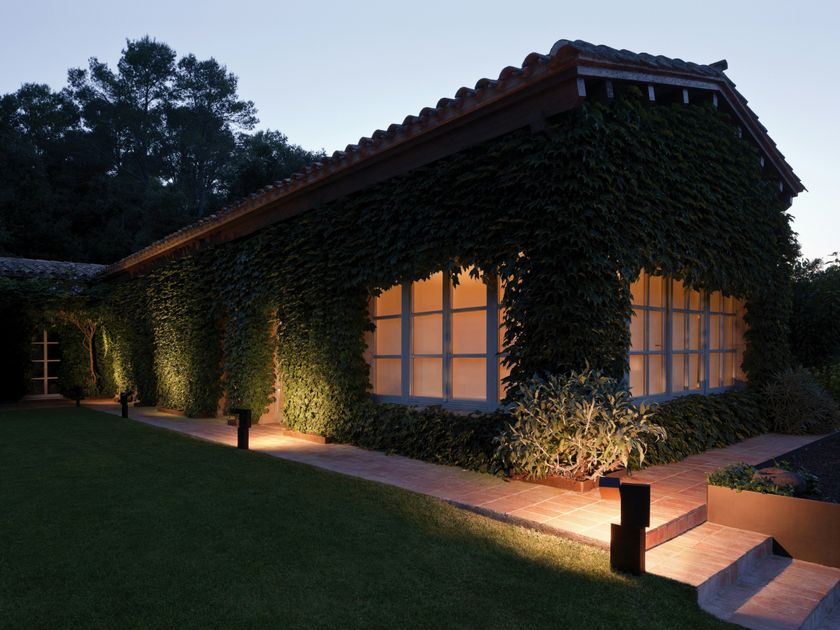 Metal bollard light BOXES By Vibia design Josep Lluís Xuclà