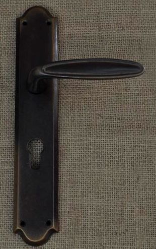 OVALE | Poignée de porte By GIARA