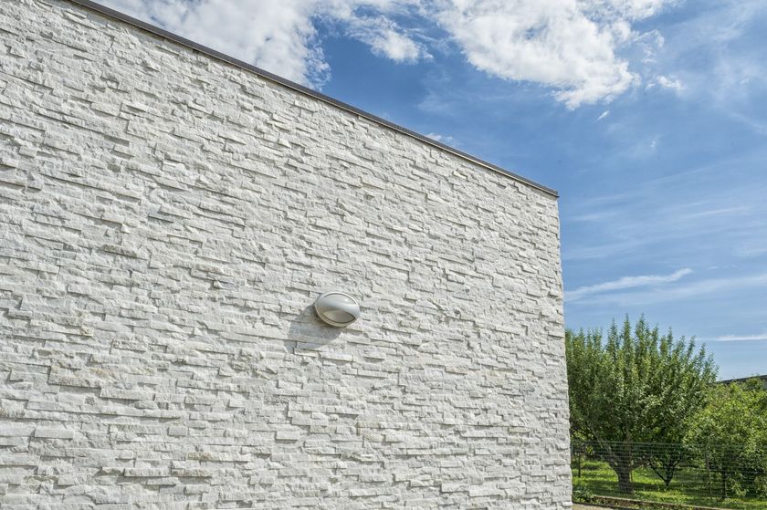 SCAGLIA BIANCA | Revêtement mural en pierre naturelle By B&B