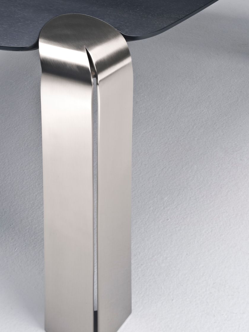 FLOW Square crystal table By F.lli Orsenigo | design Florian Gypser