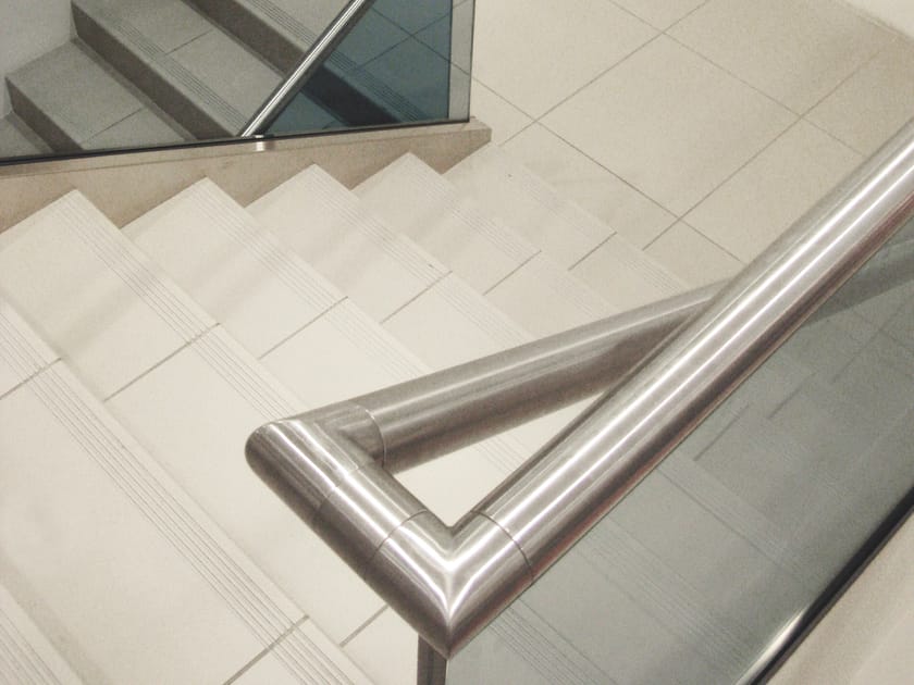 ROUND handrail By IAM DESIGN